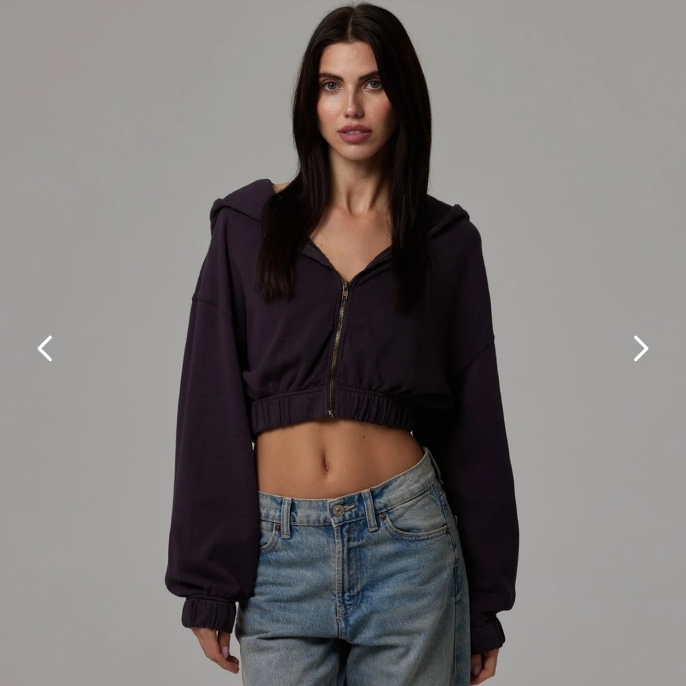 Talentless Crop Zip Jacket